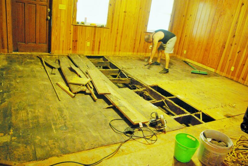 Hardwood Floor Demolition in Bergen County, NJ